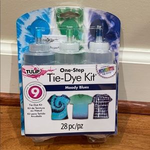 Tulip Moody Blues One-Step Tie-Dye Kit